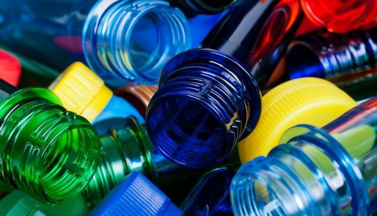 Il GSE punta ad un futuro plastic free: via le bottiglie di Plastica in sei mesi