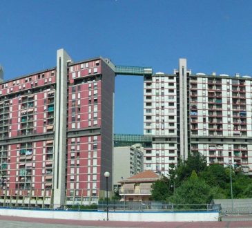 Nuova vita per Begato. Demolita la Scampia Ligure