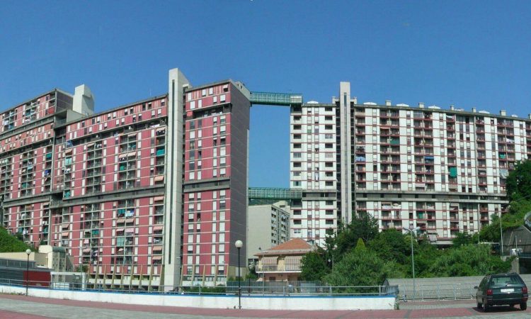 Nuova vita per Begato. Demolita la Scampia Ligure