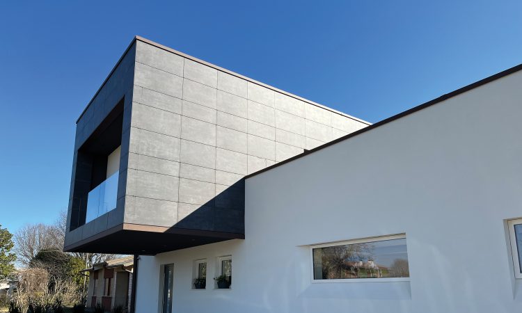 Architettura che coniuga efficienza e design: le facciate ventilate con Isotec Parete