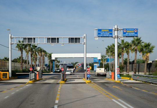 Accessi sicuri con Faac nella zonan industriale di Caivano