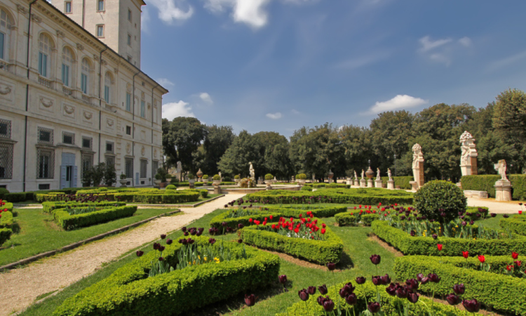 Le sette Ville più Belle della Città di Roma: Alla Scoperta della Famosa Villa di Roma dei cruciverba.