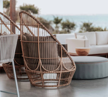 Come arredare un terrazzo scoperto: 6 idee e soluzioni per architetti e designer