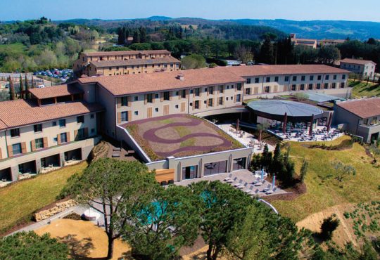 Hotel Wellness Castelfalfi con blocchi ad elevate prestazioni termiche POROTON® 700