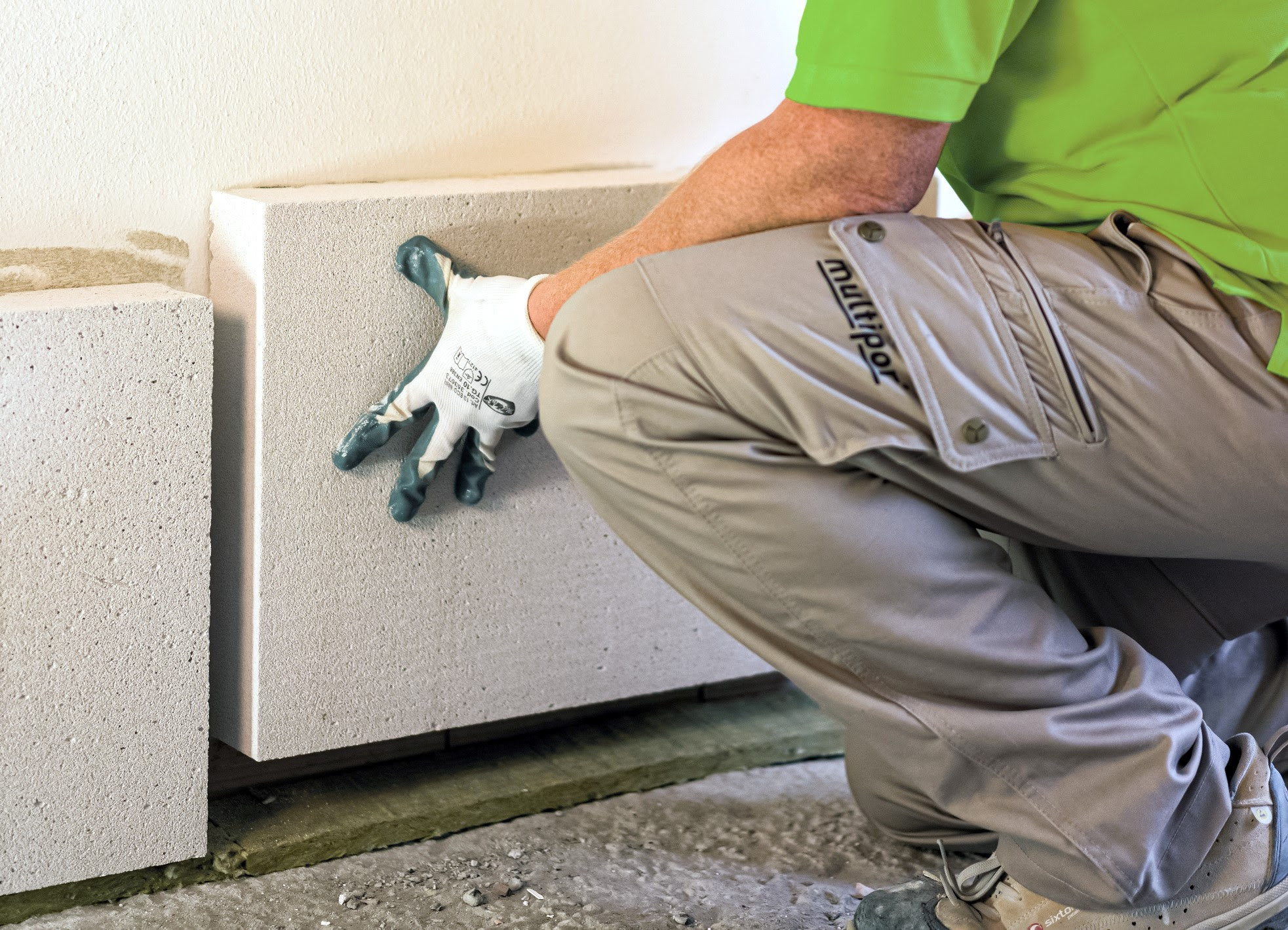 Xella rafforza il proprio impegno nello sviluppo di soluzioni costruttive sostenibili e nella direzione della trasparenza ambientale con la nuova Dichiarazione Ambientale di Prodotto (EPD) del pannello isolante minerale Multipor.