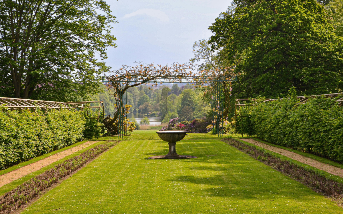 Differenze tra giardino italiano, francese e inglese: tre modelli di paesaggio europeo