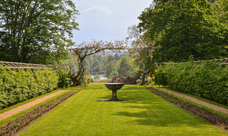 Differenze tra giardino italiano, francese e inglese: tre modelli di paesaggio europeo