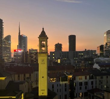 ARCHITETTI E POTERE: un secolo di città, politica e trasformazioni